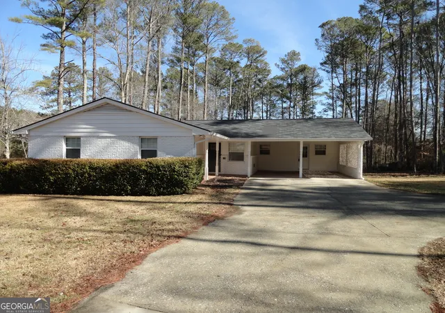 Homes for sale in Fayetteville, GA | 553 Hwy 279, Fayetteville, GA 30214 | MLS# 10447954