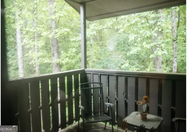 17th image of 709 Woodcliff Drs, Sandy Springs, GA 30350 | MLS# 10726050