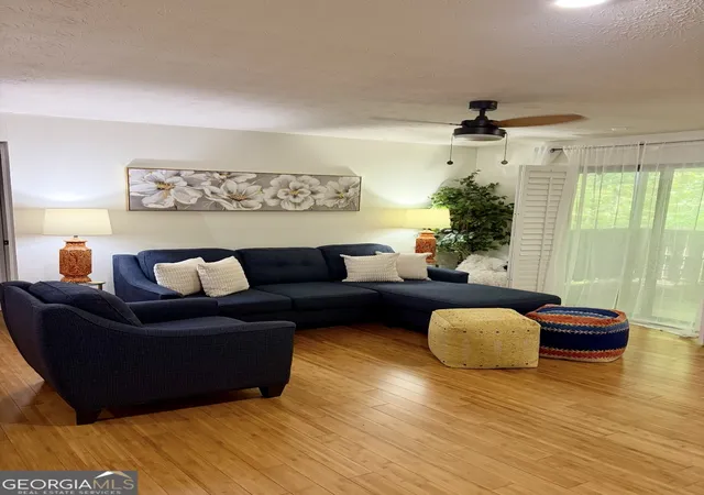 5th image of 709 Woodcliff Drs, Sandy Springs, GA 30350 | MLS# 10726050