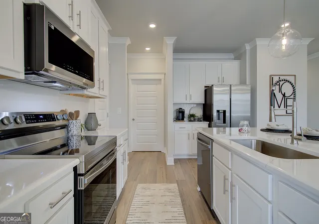 5th image of 283 Brook Landing Cir, Auburn, GA 30011 | MLS# 10814713