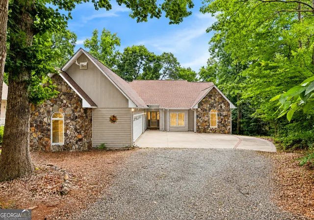 Single family home for sale at 205 Mill Creek Cir, Martin, GA 30557 | MLS# 10781910