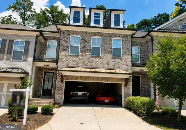 Photo 1 of Single family home for sale at 5022 Towneship Creek Rd, Roswell, GA 30075 | MLS# 10761365 | Listing updated on 2026-09-03