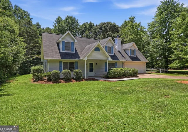 Homes for sale in Mount Airy, GA | 130 Field View Dr, Mount Airy, GA 30563 | MLS# 10798955
