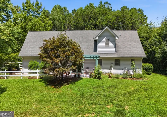 Homes for sale in Mount Airy, GA | 130 Field View Dr, Mount Airy, GA 30563 | MLS# 10798955