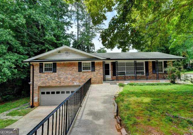 Photo 3 of Single family home for sale at 3900 Greystone Ct W, Stone Mountain, GA 30083 | MLS# 10801693 | Listing updated on 2026-07-22