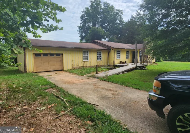 2nd image of 1182 Cleveland Mill Rd, Hartwell, GA 30643 | MLS# 10814383
