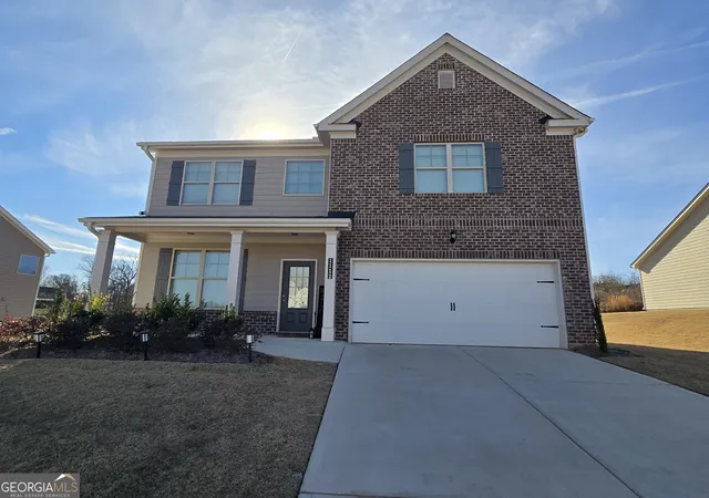 Photo 4 of Single family home for sale at 1112 Sunny Valley Ln, Braselton, GA 30517 | MLS# 10681057 | Listing updated on 2026-05-31