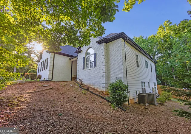 2nd image of 151 Dumar Ln, Hoschton, GA 30548 | MLS# 10817682