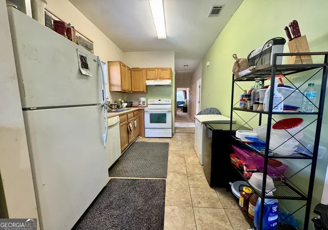 Photo 3 of Single family home for sale at 1328 New Castle St, Savannah, GA 31415 | MLS# 10731304 | Listing updated on 2026-06-06