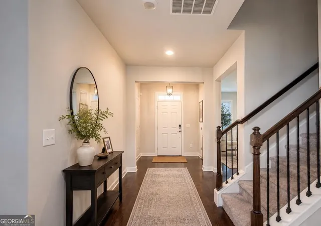 Photo 3 of Single family home for sale at 8084 Louis Dr, Locust Grove, GA 30248 | MLS# 10784921 | Listing updated on 2026-09-28