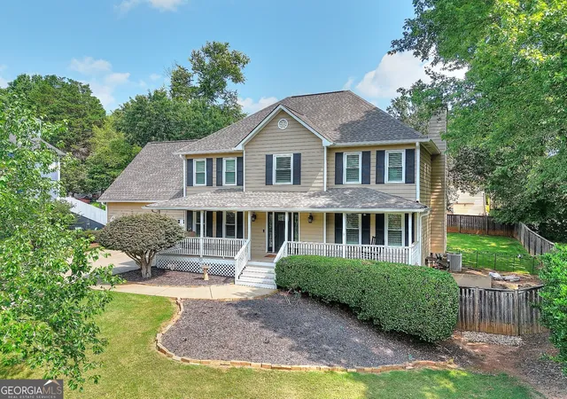 Photo 2 of Single family home for sale at 1497 Willow Bnd, Woodstock, GA 30188 | MLS# 10792980 | Listing updated on 2026-08-21
