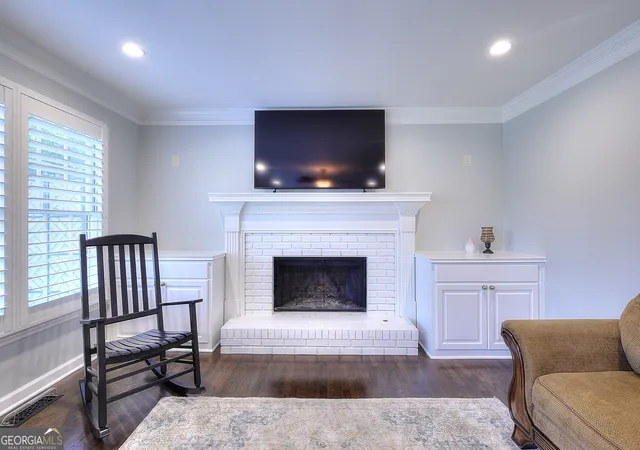 Photo 3 of Single family home for sale at 1497 Willow Bnd, Woodstock, GA 30188 | MLS# 10792980 | Listing updated on 2026-08-21