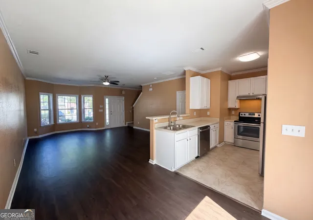 Homes for sale in Riverdale, GA | 7045 Brookview Crk, Riverdale, GA 30274 | MLS# 10739149