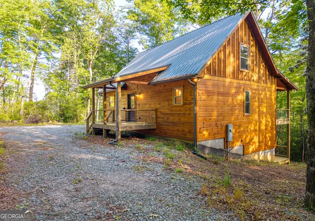 Photo 3 of Single family home for sale at 5860 Old Bucktown Rd, Ellijay, GA 30536 | MLS# 10766149 | Listing updated on 2026-08-10