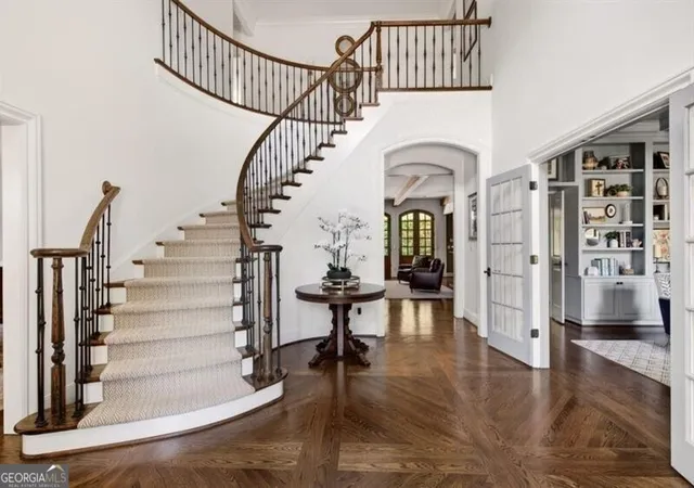 Photo 4 of Sale Pending at 740 Riley Pl, Sandy Springs, GA 30327 | MLS# 10820632 | Listing updated on 2026-10-28