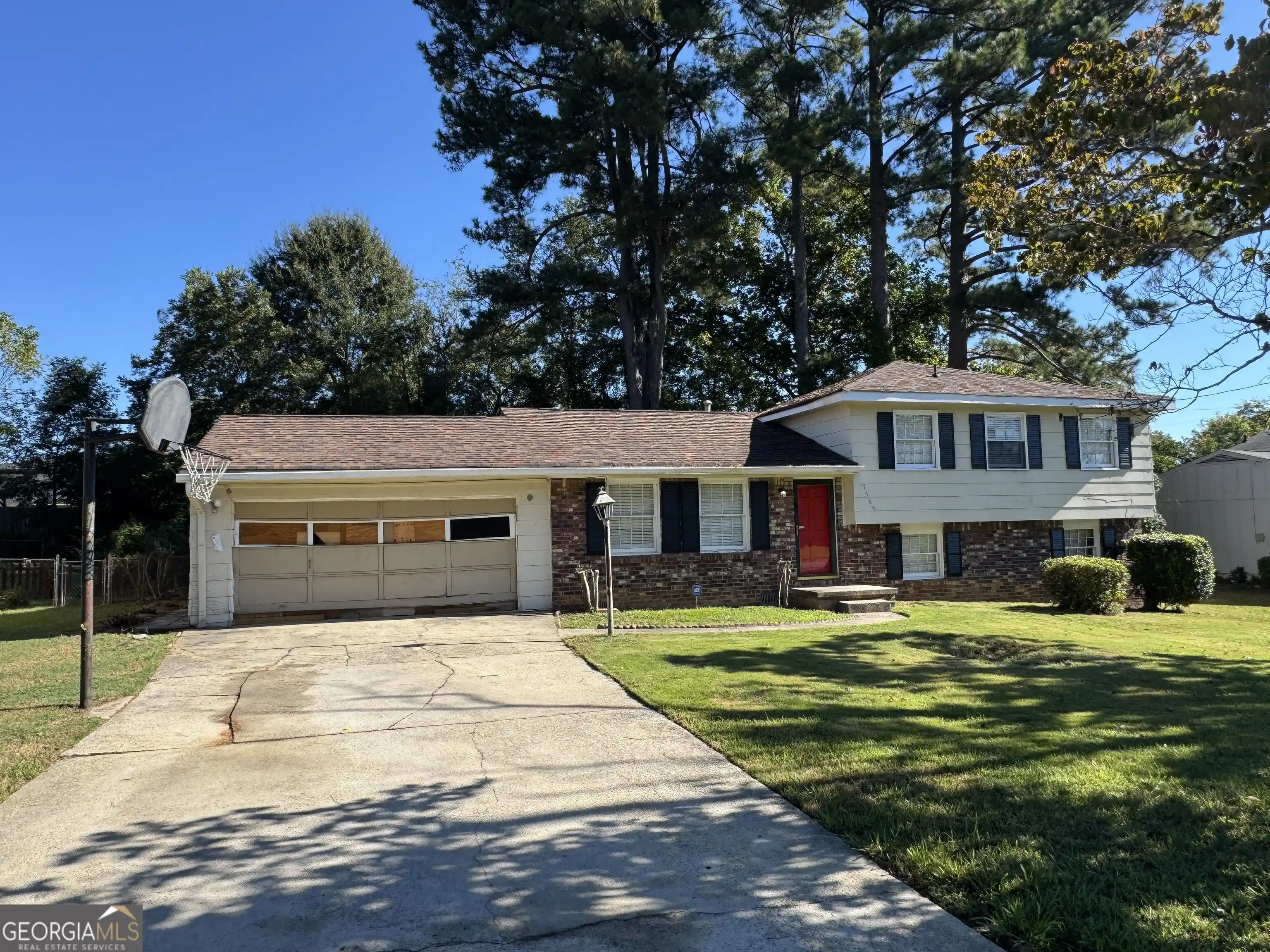 Photo 1 of Single family home for sale at 2760 Pattie Ct, Ellenwood, GA 30294 | MLS# 10873880 | Listing updated on 2026-10-18