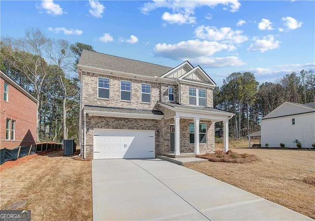 Photo 3 of Single family home for sale at 652 Leafy Branch Wy, Mcdonough, GA 30253 | MLS# 10821053 | Listing updated on 2026-08-23