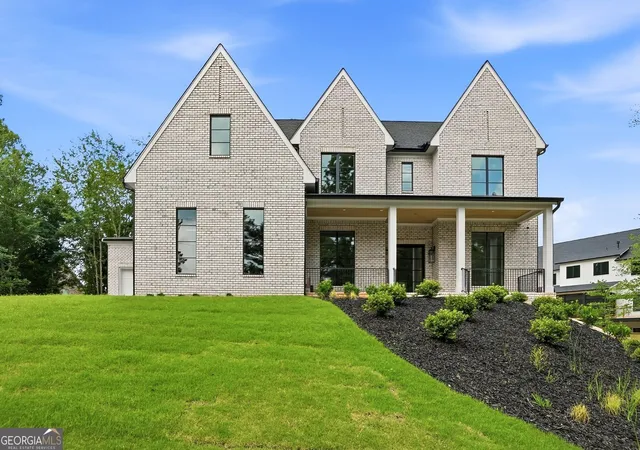 Photo 1 of Sale Pending at 2620 Caney Rd, Alpharetta, GA 30005 | MLS# 10769710 | Listing updated on 2026-09-01