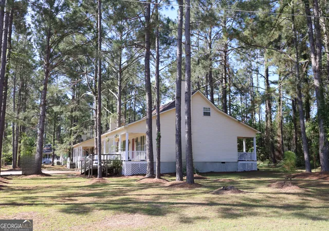 Photo 3 of Single family home for sale at 500 S Kevin Ct, Statesboro, GA 30461 | MLS# 10813948 | Listing updated on 2026-08-24
