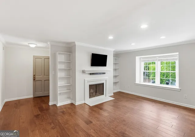 Photo 1 of Condo for sale at 53 Chaumont Sq Nw, Atlanta, GA 30327 | MLS# 10811107 | Listing updated on 2026-09-06