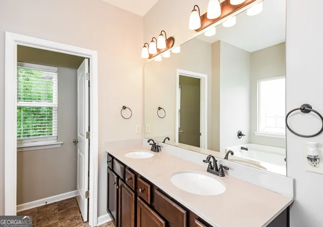17th image of 109 Cessna Dr, Canton, GA 30114 | MLS# 10794422