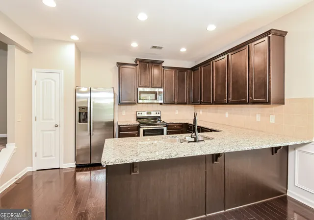 4th image of 109 Cessna Dr, Canton, GA 30114 | MLS# 10794422
