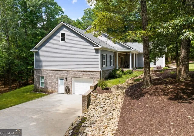 4th image of 45 Hemlock Ct, Talking Rock, GA 30175 | MLS# 10814633