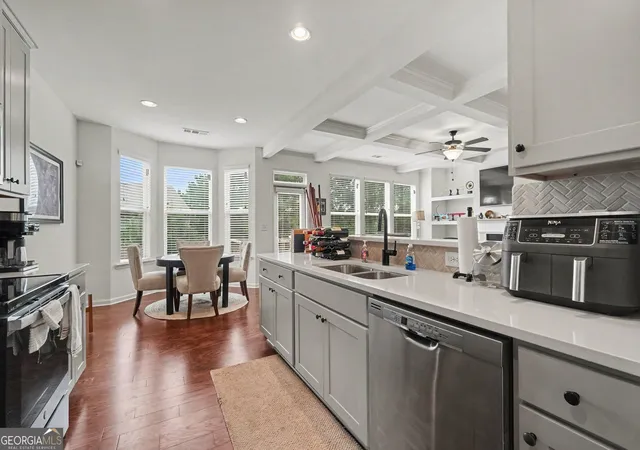 Photo 3 of Single family home for sale at 844 Venture Wy, Atlanta, GA 30331 | MLS# 10825093 | Listing updated on 2026-08-27