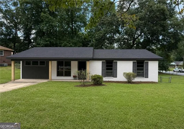 Single family home for sale at 118 Patton Dr, Columbus, GA 31903 | MLS# 10855314
