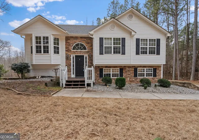 1st image of 401 Tapley Rd, Villa Rica, GA 30180 | MLS# 10678112