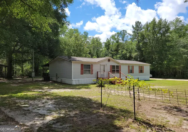 Photo 3 of Single family home for sale at 2604 River Bend Rd, Statesboro, GA 30461 | MLS# 10823156 | Listing updated on 2026-09-09