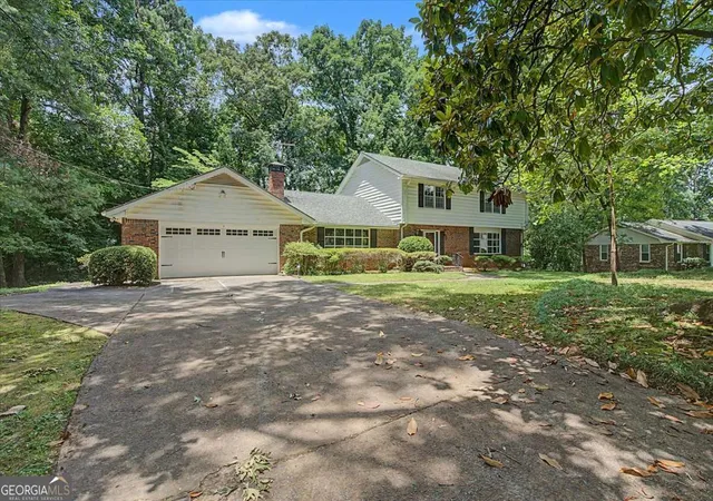 Photo 3 of Single family home for sale at 483 Summit Ridge Dr, Lawrenceville, GA 30046 | MLS# 10794235 | Listing updated on 2026-07-25