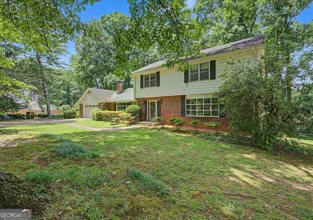 Photo 4 of Single family home for sale at 483 Summit Ridge Dr, Lawrenceville, GA 30046 | MLS# 10794235 | Listing updated on 2026-07-25