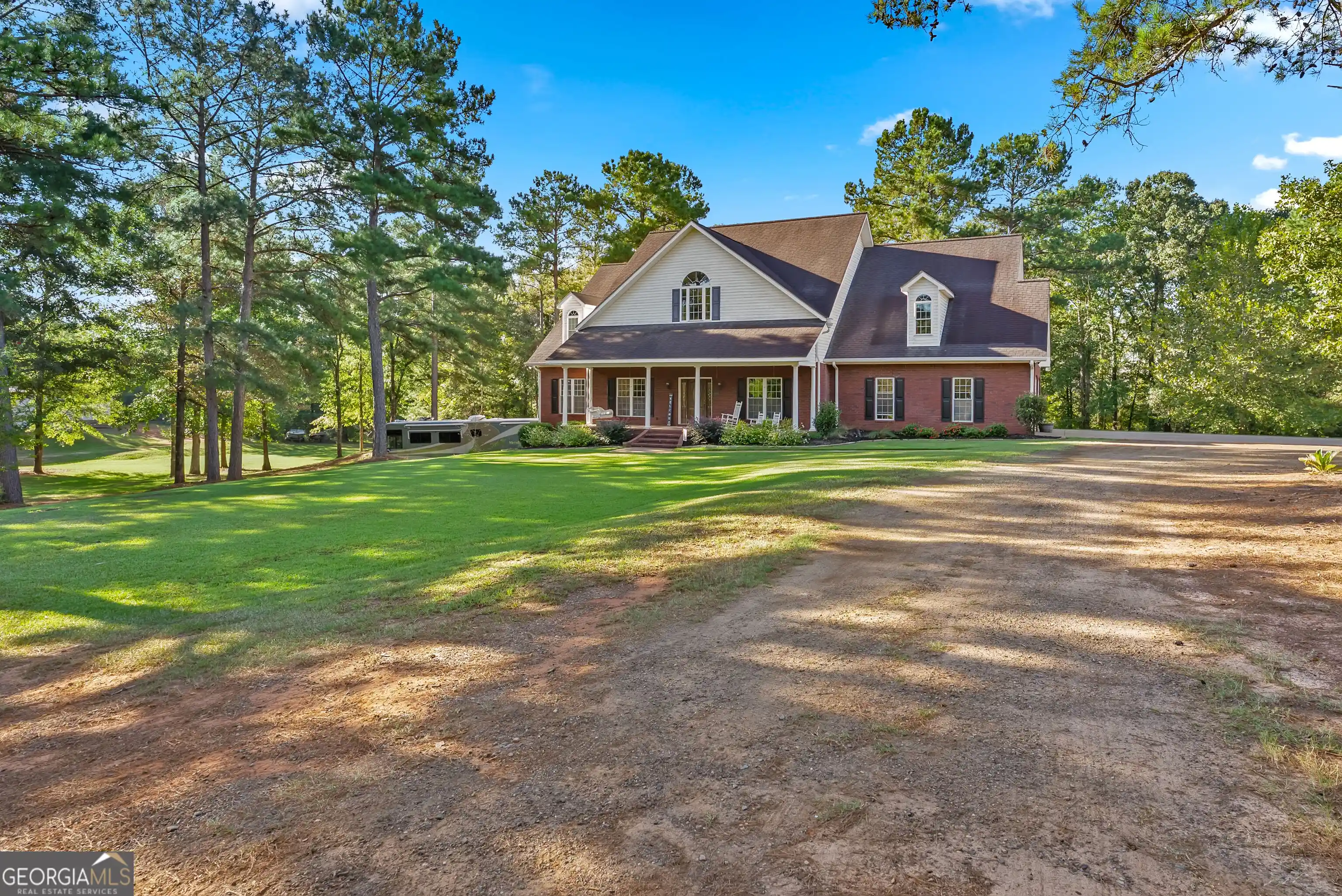 Photo 1 of Mansion for sale at 490 Middle River Rd, Americus, GA 31709 | MLS# 10855877 | Listing updated on 2026-10-14
