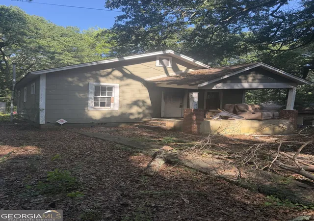 Photo 3 of Single family home for sale at 10 Chester Ave Ne, Rome, GA 30161 | MLS# 10823913 | Listing updated on 2026-08-25