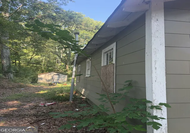 Photo 3 of Single family home for sale at 10 Chester Ave Ne, Rome, GA 30161 | MLS# 10823913 | Listing updated on 2026-08-25