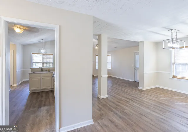 Photo 3 of Single family home for sale at 305 Bradford Ct, Auburn, GA 30011 | MLS# 10817648 | Listing updated on 2026-09-14