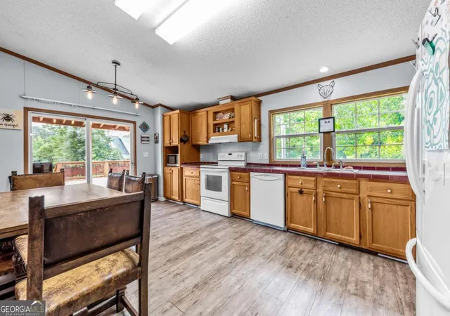 Photo 3 of Single family home for sale at 324 Cold Branch Rd, Eatonton, GA 31024 | MLS# 10788918 | Listing updated on 2026-10-04