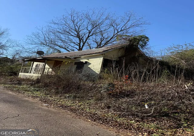 2nd image of 628 M L King St, Greenville, GA 30222 | MLS# 10803507