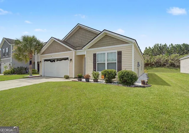 Photo 3 of Single family home for sale at 24 Hawkhorn Ct, Port Wentworth, GA 31407 | MLS# 10808131 | Listing updated on 2026-09-10