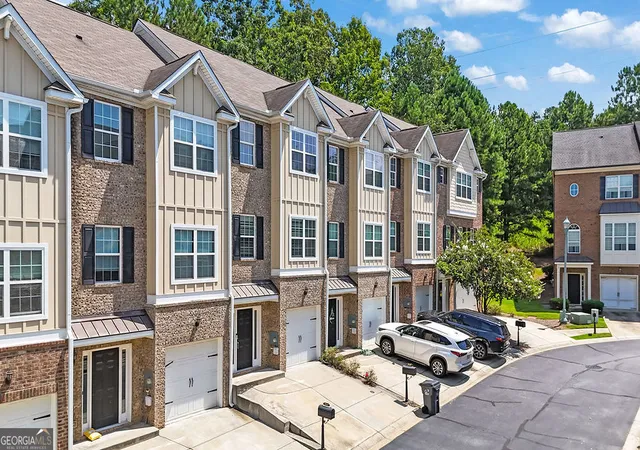 1st image of 1941 Appaloosa Mill Cir, Buford, GA 30519 | MLS# 10831305