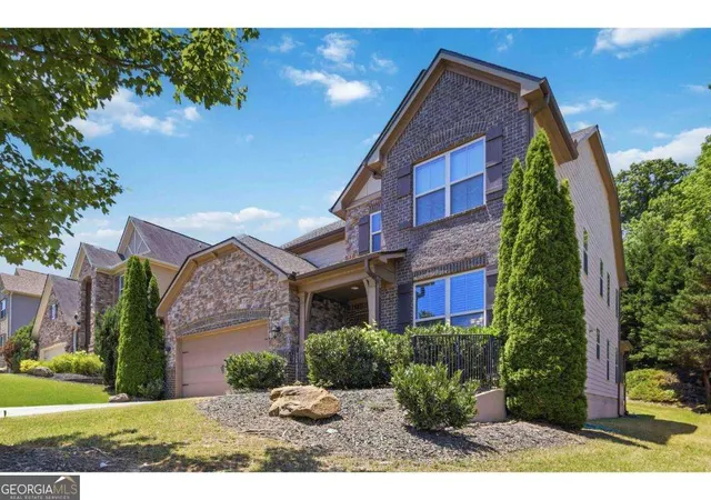 Photo 3 of Single family home for sale at 6220 Carleen Ct, Cumming, GA 30040 | MLS# 10776543 | Listing updated on 2026-07-17