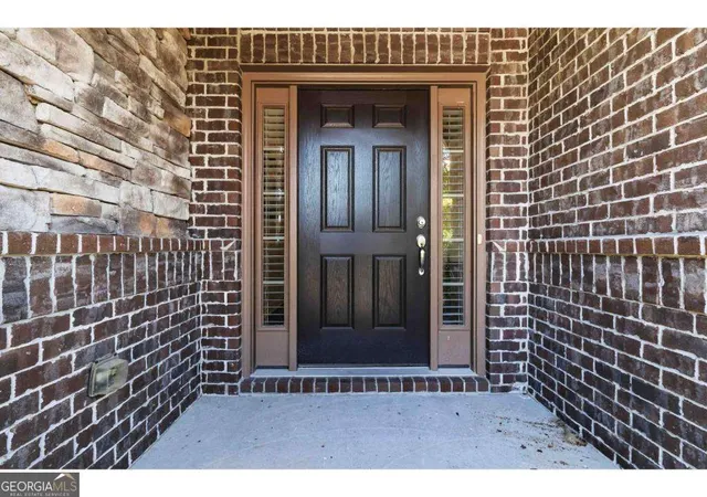 Photo 3 of Single family home for sale at 6220 Carleen Ct, Cumming, GA 30040 | MLS# 10776543 | Listing updated on 2026-07-17