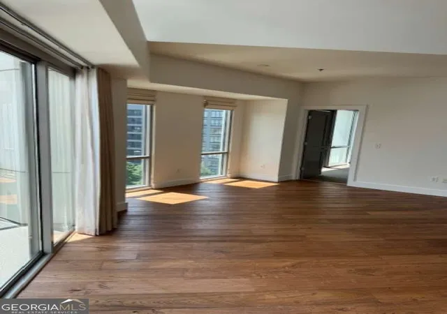 2nd image of 1100 Howell Mill Rd Nw #913, Atlanta, GA 30318 | MLS# 10742314