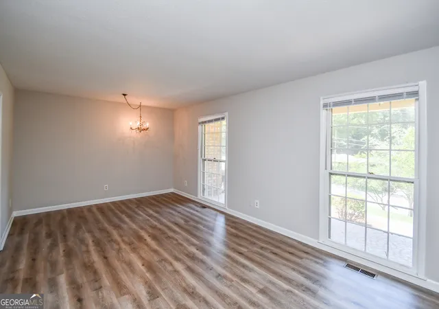 5th image of 1512 Robinhood Trl, Gainesville, GA 30501 | MLS# 10786303