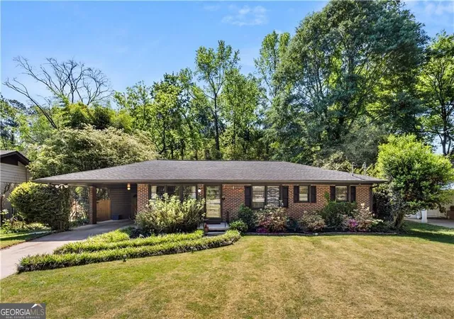 1st image of 2859 Concord Dr, Decatur, GA 30033 | MLS# 10741963