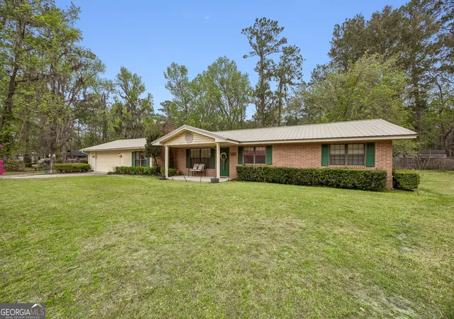 image of 223 S Sheffield St, Kingsland, GA 31548 | MLS# 10719249