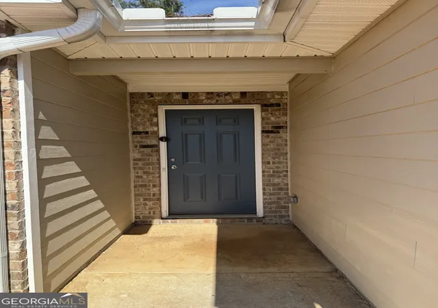 Photo 3 of Single family home for sale at 506 Pine Meadows Ct, Macon, GA 31206 | MLS# 10699488 | Listing updated on 2026-05-10