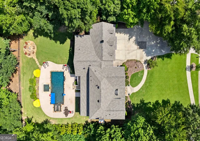 Photo 2 of Mansion for sale at 180 Ashborough Park, Fayetteville, GA 30215 | MLS# 10825442 | Listing updated on 2026-09-11