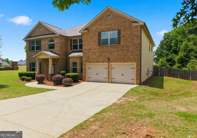3rd image of 9001 Dawes Xing, Mcdonough, GA 30252 | MLS# 10770478
